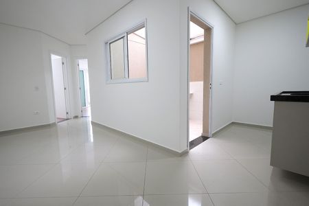 Sala de apartamento para alugar com 2 quartos, 40m² em Vila Scarpelli, Santo André