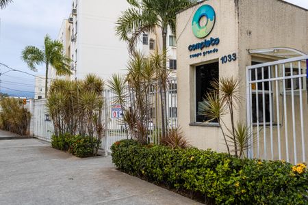 Apartamento para alugar com 43m², 2 quartos e 1 vaga Apartamento para alugar com 43m², 2 quartos e 1 vagaFachada e portaria