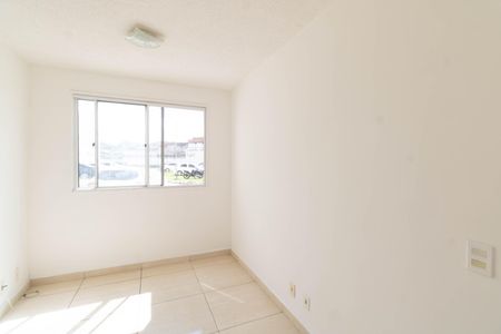 Sala de apartamento para alugar com 2 quartos, 43m² em Campo Grande, Rio de Janeiro