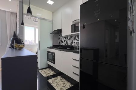 Apartamento à venda com 43m², 2 quartos e 1 vaga Apartamento à venda com 43m², 2 quartos e 1 vagaCozinha e Área de Serviço