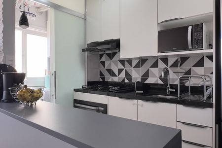 Apartamento à venda com 43m², 2 quartos e 1 vaga Apartamento à venda com 43m², 2 quartos e 1 vagaCozinha e Área de Serviço