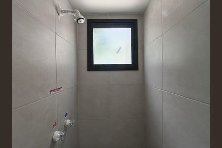 Apartamento à venda com 67m², 2 quartos e 1 vaga Apartamento à venda com 67m², 2 quartos e 1 vagaBanheiro social