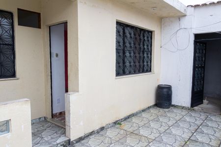 Casa para alugar com 110m², 2 quartos e sem vagaVaranda