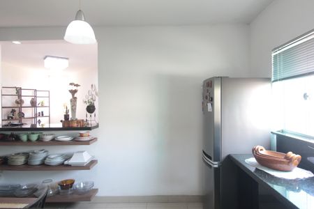 Casa à venda com 245m², 4 quartos e 8 vagasCozinha