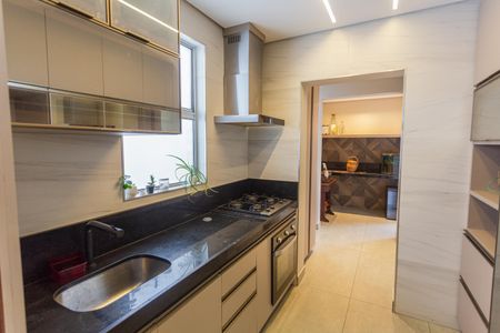 Apartamento à venda com 130m², 3 quartos e 2 vagasCozinha