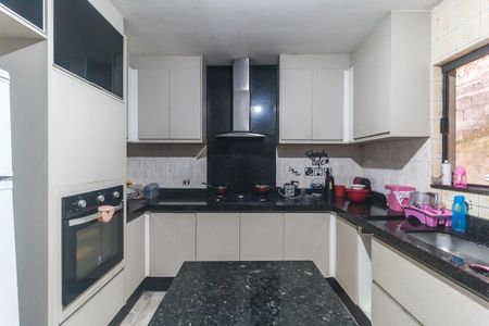 Casa para alugar com 193m², 3 quartos e 2 vagas Casa para alugar com 193m², 3 quartos e 2 vagasCozinha