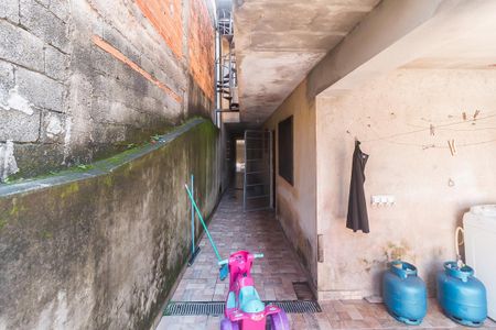 Casa para alugar com 193m², 3 quartos e 2 vagas Casa para alugar com 193m², 3 quartos e 2 vagasCorredor