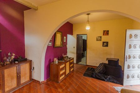 Casa à venda com 360m², 3 quartos e 2 vagasSala