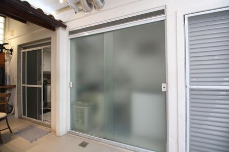 Casa de condomínio para alugar com 170m², 3 quartos e 4 vagasÁrea de Serviço