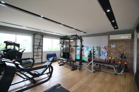 Casa de condomínio para alugar com 170m², 3 quartos e 4 vagasÁrea Comum - Academia