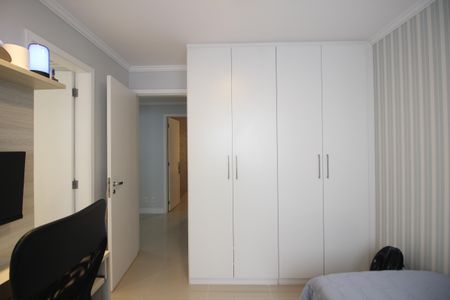 Casa de condomínio para alugar com 170m², 3 quartos e 4 vagasQuarto 1