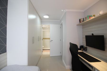 Casa de condomínio para alugar com 170m², 3 quartos e 4 vagasQuarto 2