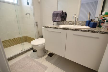 Casa de condomínio para alugar com 170m², 3 quartos e 4 vagasQuarto 1 - Suíte