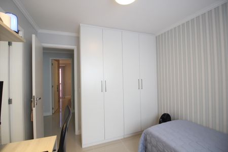 Casa de condomínio para alugar com 170m², 3 quartos e 4 vagasQuarto 1