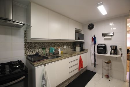 Casa de condomínio para alugar com 170m², 3 quartos e 4 vagasCozinha