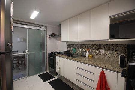 Casa de condomínio para alugar com 170m², 3 quartos e 4 vagasCozinha