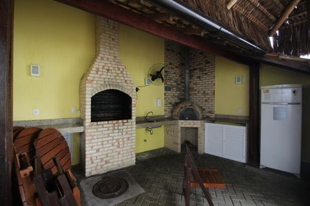 Casa de condomínio para alugar com 170m², 3 quartos e 4 vagasÁrea Comum - Churrasqueira