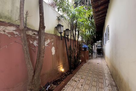 Casa à venda com 300m², 3 quartos e 2 vagasÁrea externa