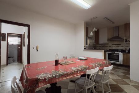 Casa à venda com 300m², 3 quartos e 2 vagasCozinha