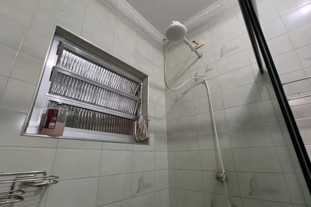 Casa à venda com 300m², 3 quartos e 2 vagasBanheiro da Suíte