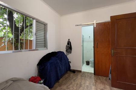 Casa à venda com 300m², 3 quartos e 2 vagasSuíte