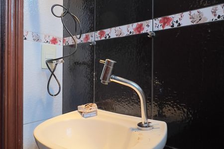 Casa à venda com 300m², 3 quartos e 2 vagasLavabo