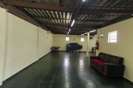 Apartamento à venda com 78m², 2 quartos e sem vagaÁrea comum - Salão de festas