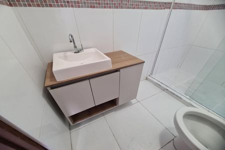 Casa à venda com 110m², 3 quartos e 1 vaga Casa à venda com 110m², 3 quartos e 1 vagaBanheiro 1