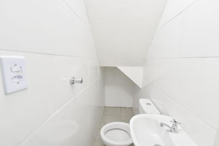 Banheiro de kitnet/studio para alugar com 1 quarto, 20m² em Capitão Braz, São Paulo