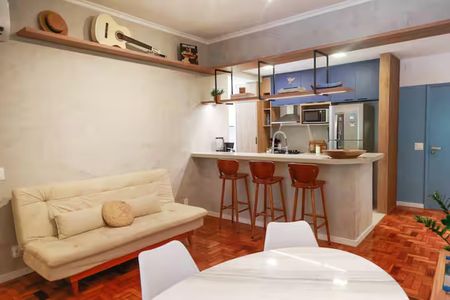 Sala de apartamento para alugar com 3 quartos, 80m² em Ipanema, Rio de Janeiro