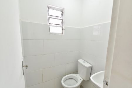 Banheiro de apartamento para alugar com 1 quarto, 25m² em Capitão Braz, São Paulo
