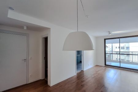 Apartamento para alugar com 90m², 2 quartos e 1 vagaSala