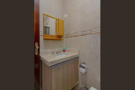 Casa para alugar com 240m², 4 quartos e 3 vagasBanheiro