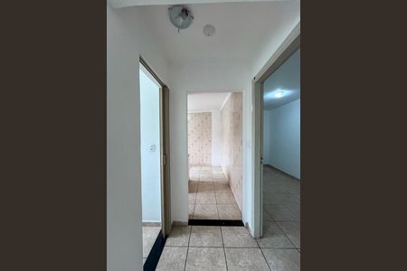Corredor de apartamento para alugar com 1 quarto, 55m² em Sacoma, São Paulo