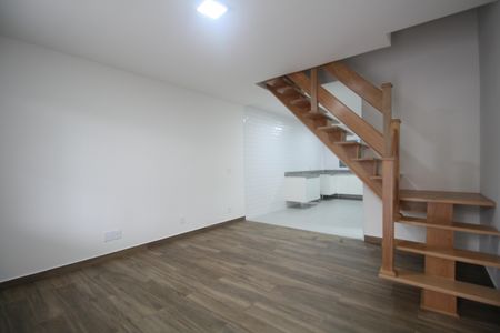 Sala de casa à venda com 3 quartos, 134m² em Jardim Umarizal, São Paulo