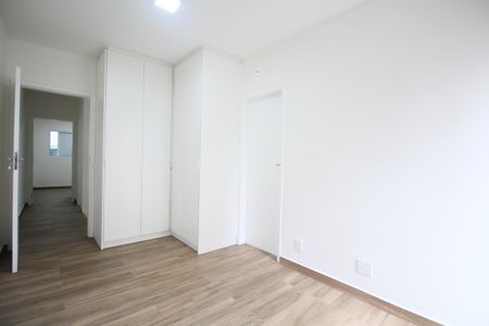 Casa à venda com 134m², 3 quartos e 2 vagasSuite