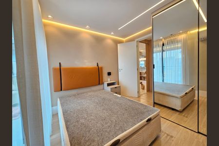 Apartamento para alugar com 94m², 2 quartos e 3 vagasQuarto