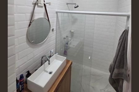 Apartamento para alugar com 32m², 1 quarto e 1 vaga Apartamento para alugar com 32m², 1 quarto e 1 vagaBanheiro Social
