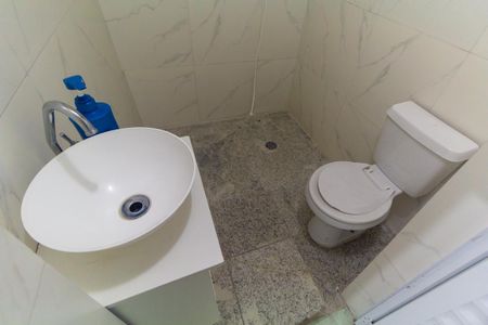 Banheiro de casa à venda com 1 quarto, 40m² em Jardim Guairaca, São Paulo