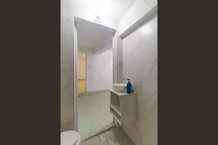Banheiro de casa à venda com 1 quarto, 40m² em Jardim Guairaca, São Paulo
