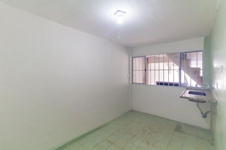 Cozinha de casa à venda com 1 quarto, 40m² em Jardim Guairaca, São Paulo