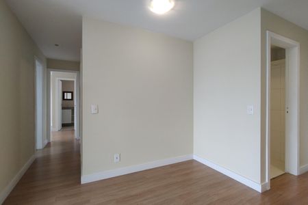 Apartamento à venda com 75m², 3 quartos e 1 vaga Apartamento à venda com 75m², 3 quartos e 1 vagaSala