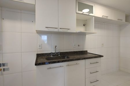 Apartamento à venda com 75m², 3 quartos e 1 vaga Apartamento à venda com 75m², 3 quartos e 1 vagaCozinha - Armários