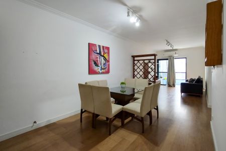 Sala de apartamento para alugar com 2 quartos, 84m² em Guilhermina, Praia Grande