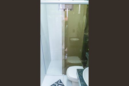 Casa para alugar com 300m², 4 quartos e 5 vagasBanheiro