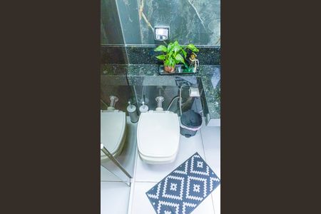 Casa para alugar com 300m², 4 quartos e 5 vagasBanheiro