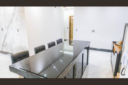 Casa para alugar com 300m², 4 quartos e 5 vagasCozinha