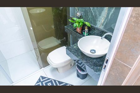 Casa para alugar com 300m², 4 quartos e 5 vagasBanheiro