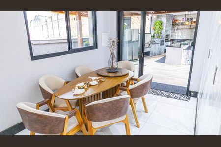 Casa para alugar com 300m², 4 quartos e 5 vagascopa