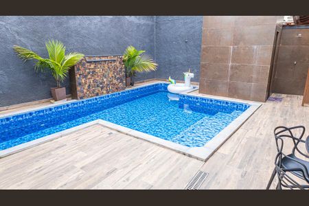 Casa para alugar com 300m², 4 quartos e 5 vagasArea externa / lazer